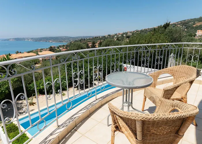 فيلة Upsidedown Villa. Amazing Views!
