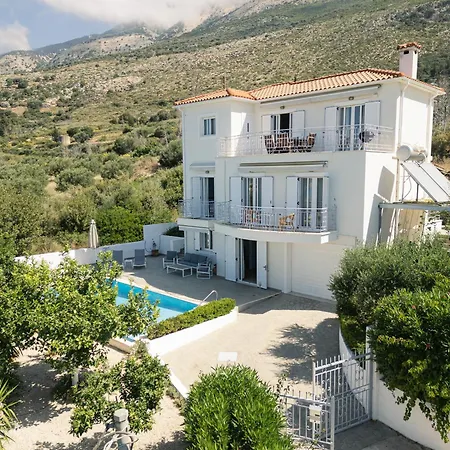 The Garden House Ionian Panorama & Infinity Pool *